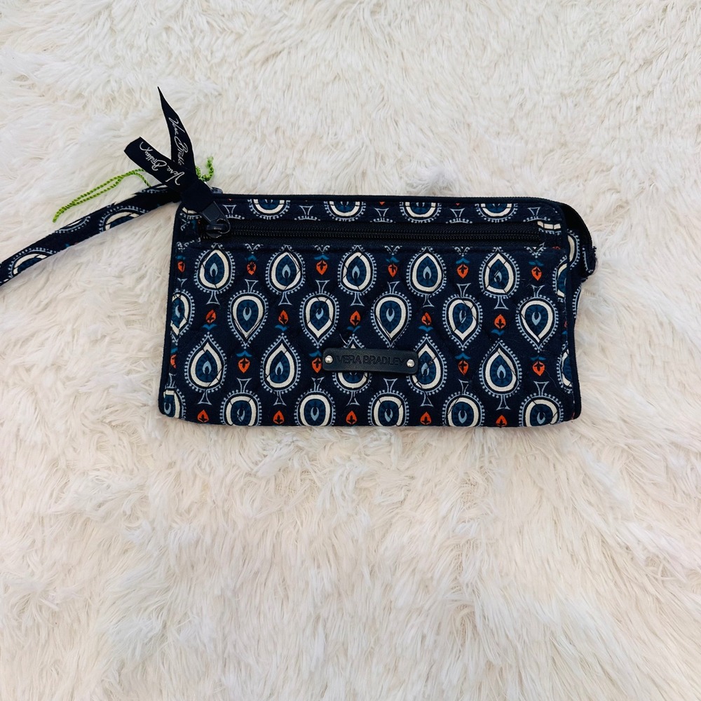 Vera Bradley RFID All In One Wristlet Navy‎ Blue Quilted Teardrop 8x5